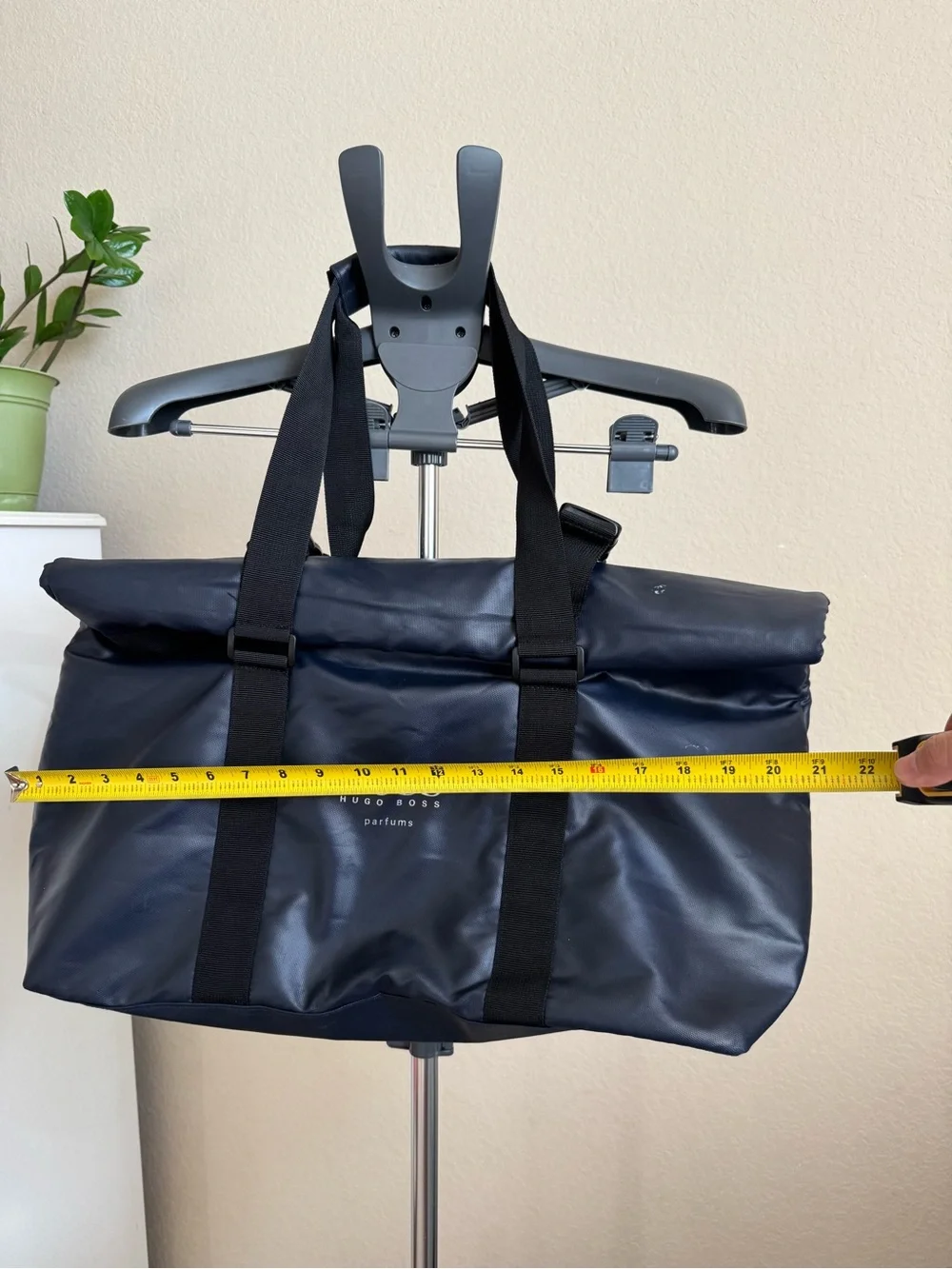 Hugo Boss sleek navy